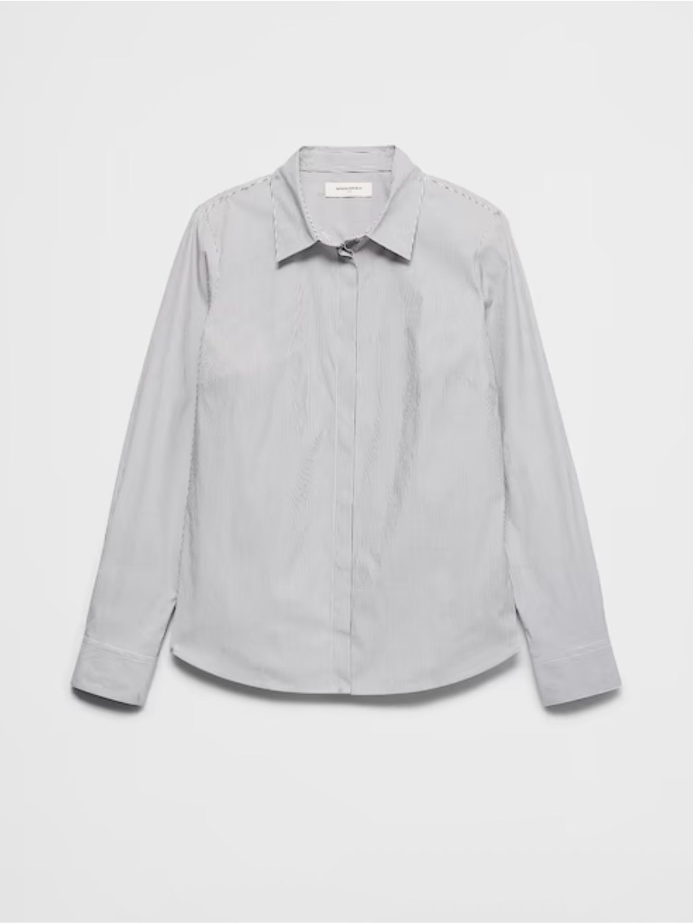 Banana Republic Woman’s easy care tailored shirt